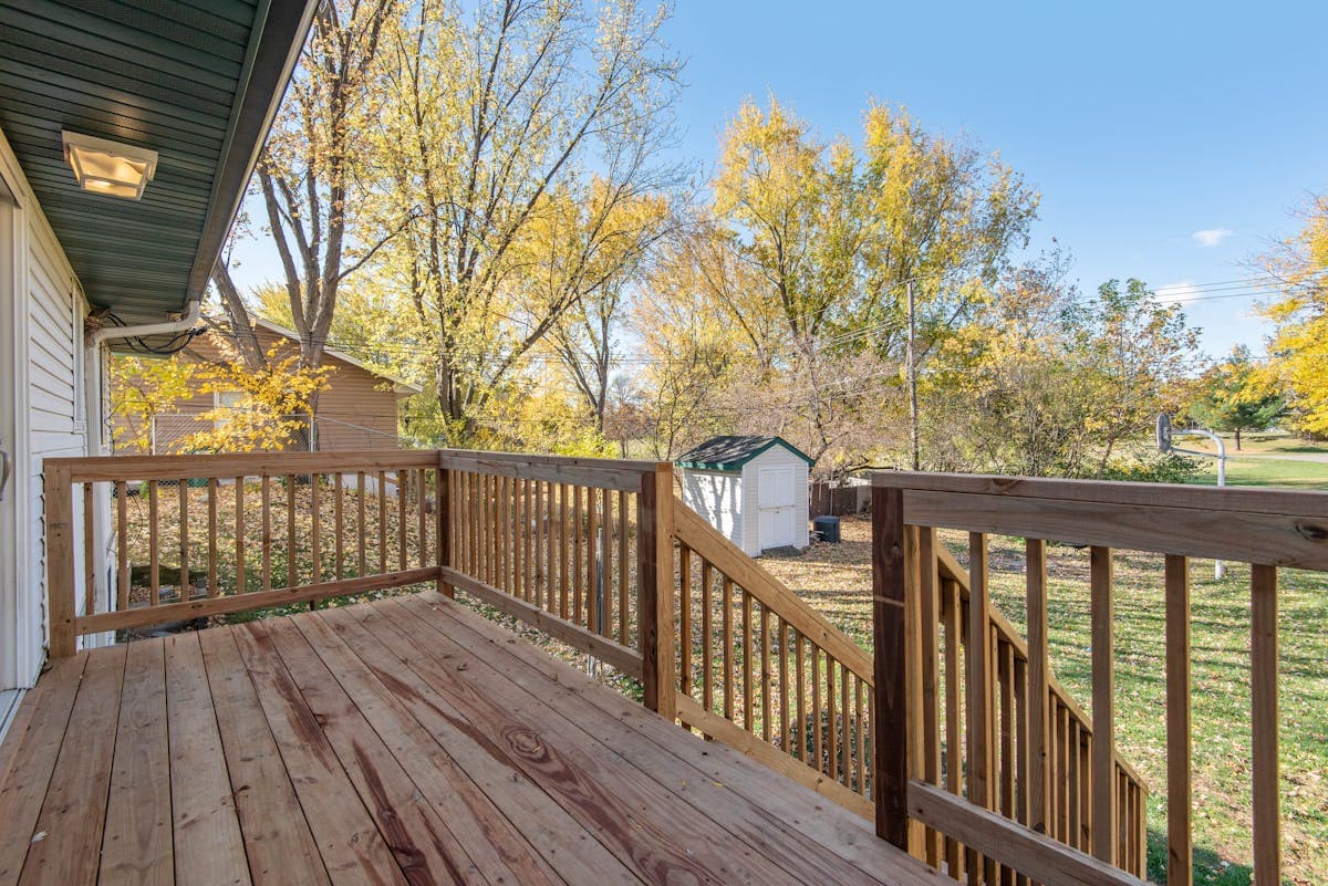 What a wood fence actually costs in the GTA.